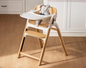 Momcozy DinerPal Wooden High Chair is 15% Off on Amazon