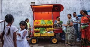 mapping street vending typologies as mobile city facilities throughout india